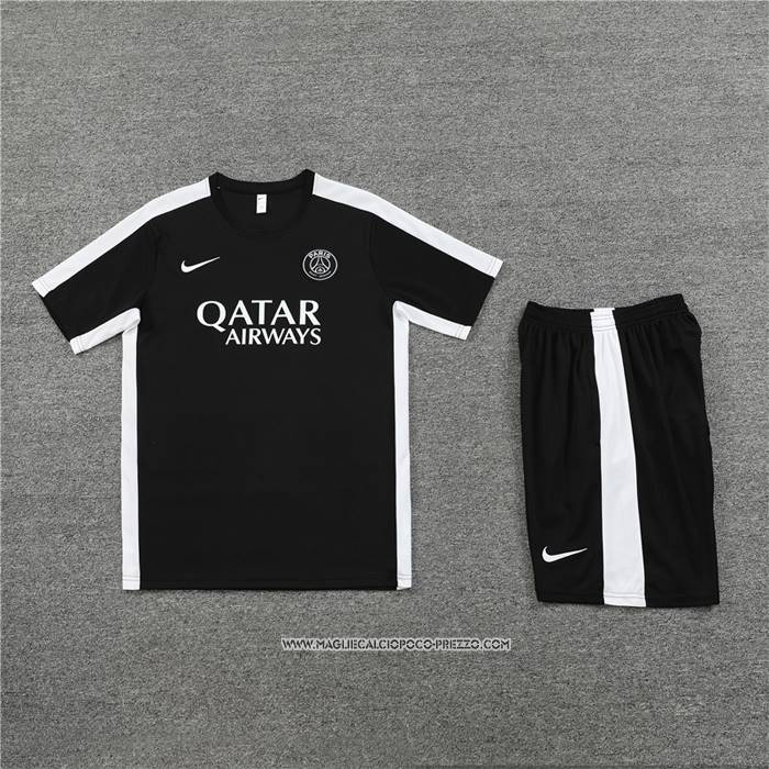 Tuta da Track
 Paris Saint-Germain 23-24 Manica Corta
 Nero
 - Pantaloncini
